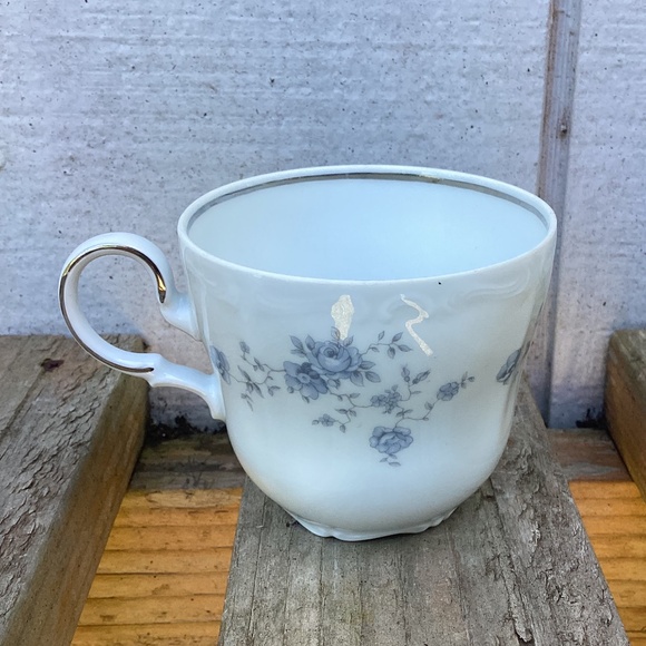 vintage tea CUPS Johann Haviland Bavaria blue garland china - Picture 2 of 4